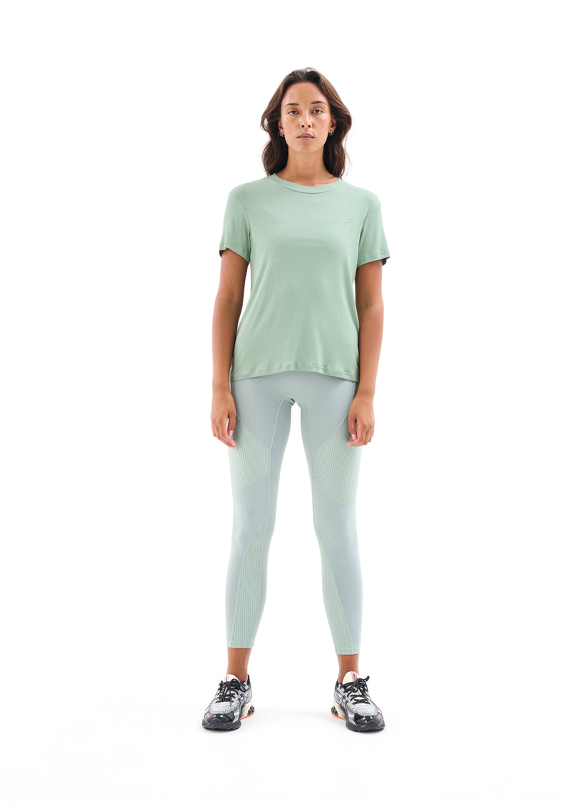 PRIMARY TEE IN ICEBERG GREEN