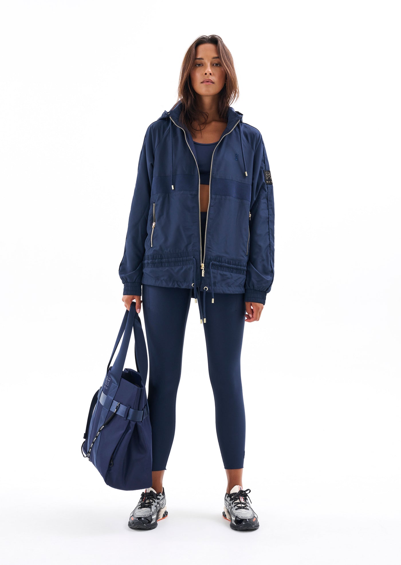 RETREAT BAG IN DARK NAVY