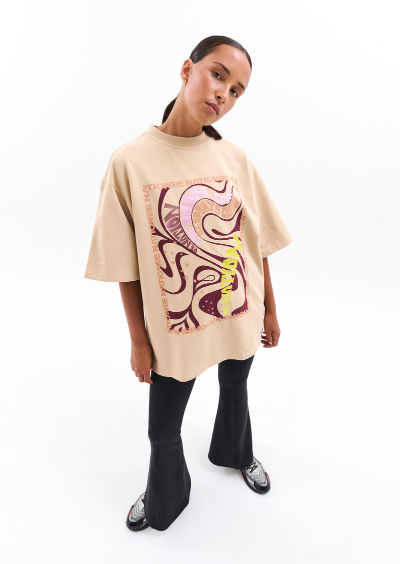 TRICK SHOT TEE IN BEIGE