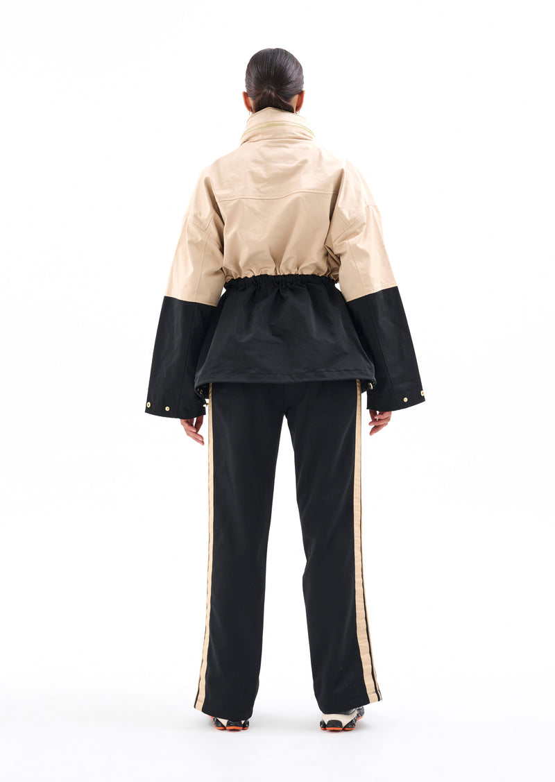 AVENTURA JACKET IN BEIGE