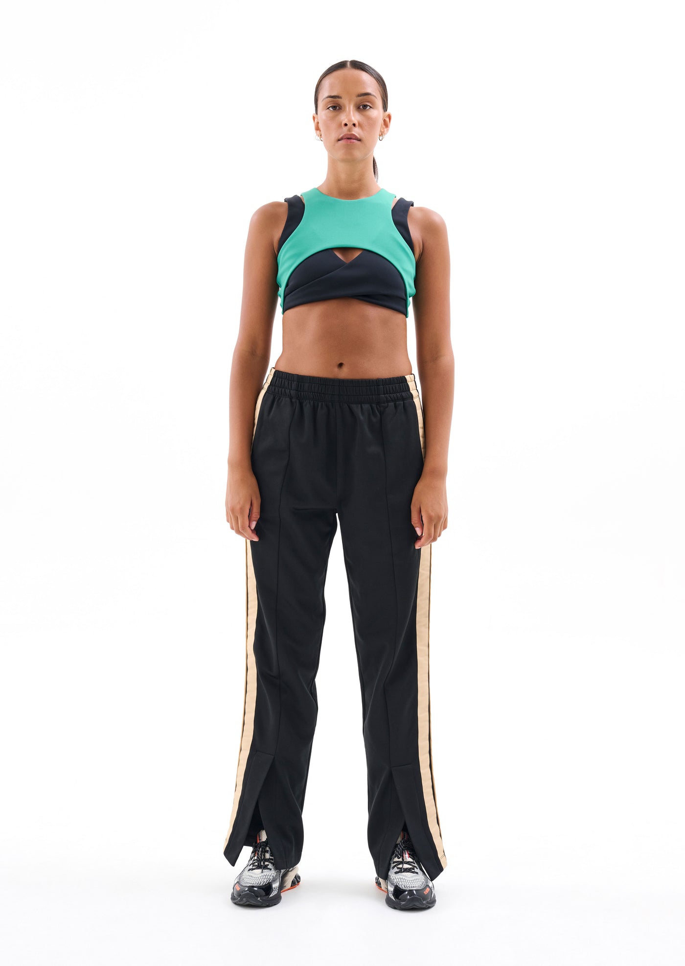 AVENTURA PANT IN BLACK