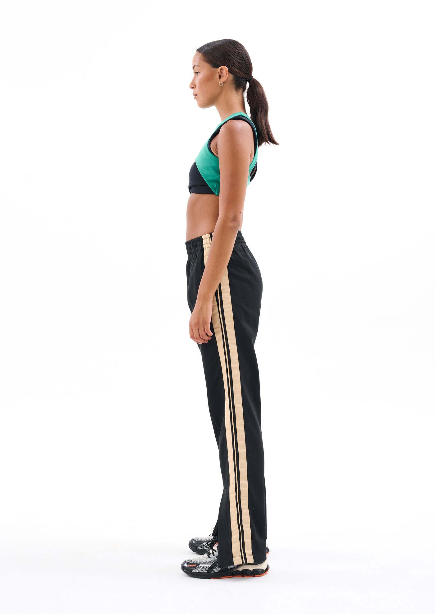 AVENTURA PANT IN BLACK