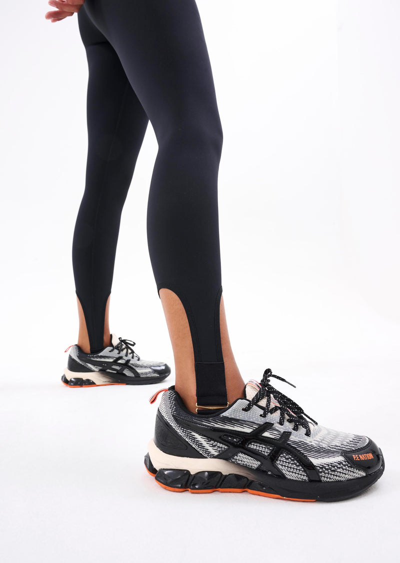 BASERUNNER LEGGING IN BLACK