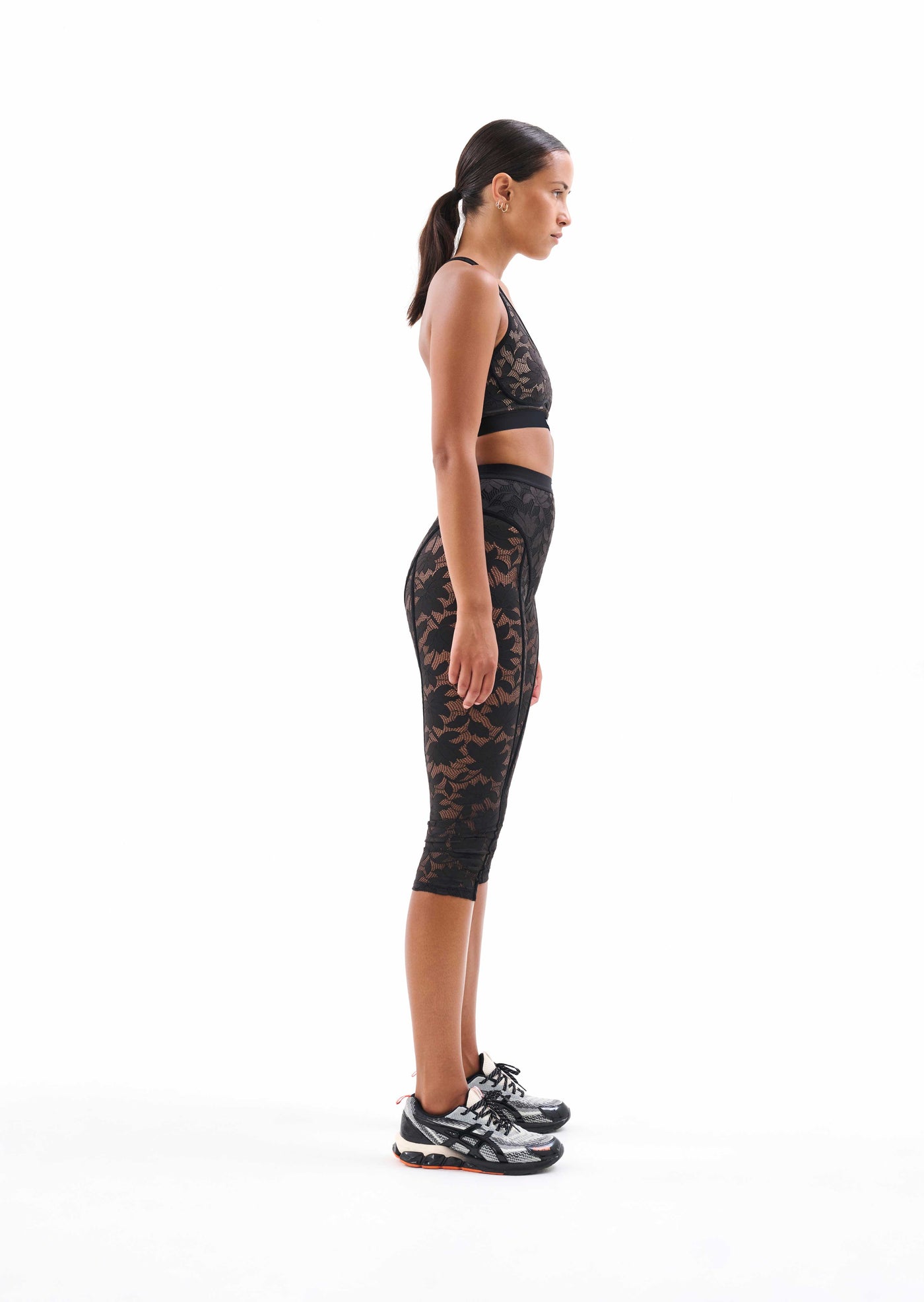 HIGH LINE LEGGING IN BLACK