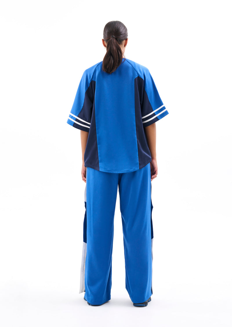 BASERUNNER TEE IN CLASSIC BLUE