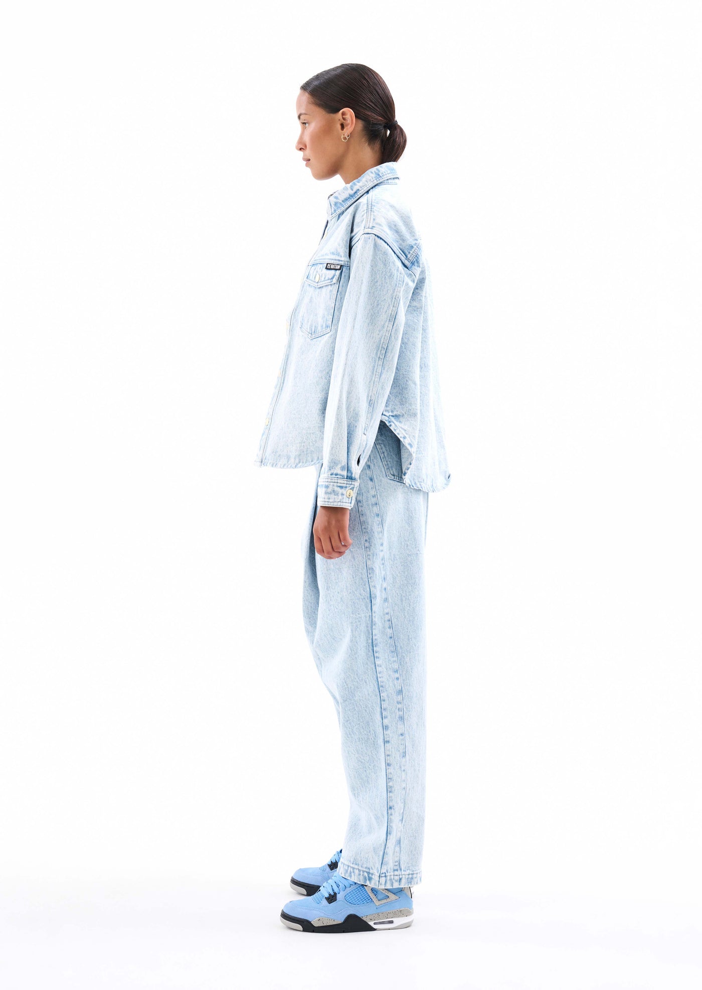 FIELD HOUSE SHIRT IN LIGHT WASHED DENIM