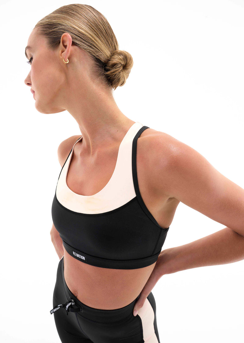 DEFENDING ZONE SPORTS BRA IN BLACK