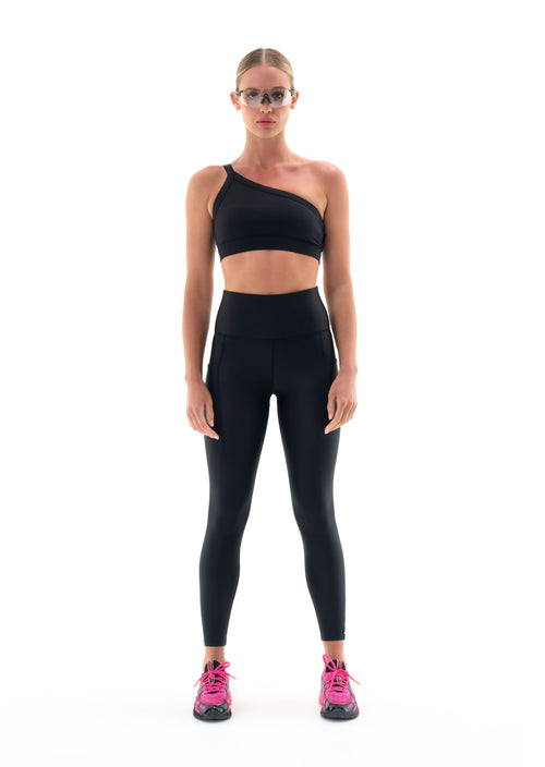TITLE GAME LEGGING IN BLACK