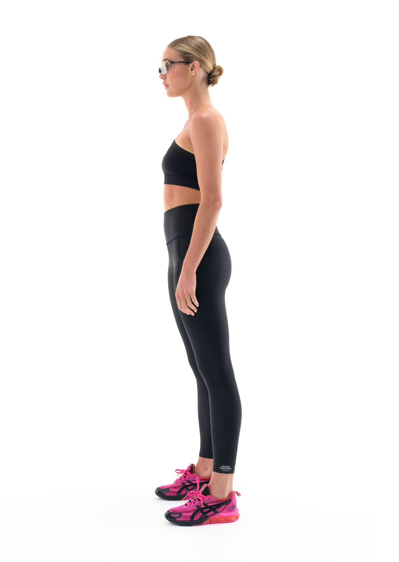 TITLE GAME LEGGING IN BLACK