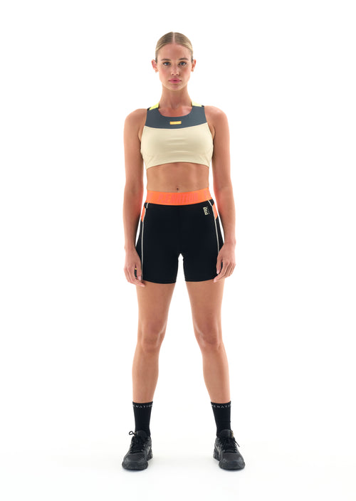 FAIRWAY PILATES SHORT IN BLACK