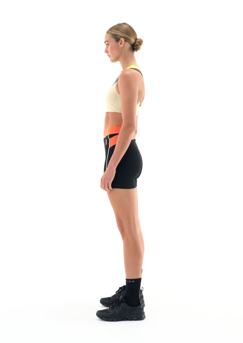 FAIRWAY PILATES SHORT IN BLACK