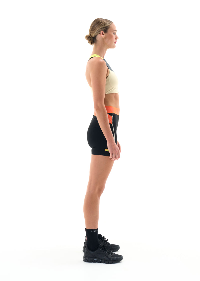 FAIRWAY PILATES SHORT IN BLACK