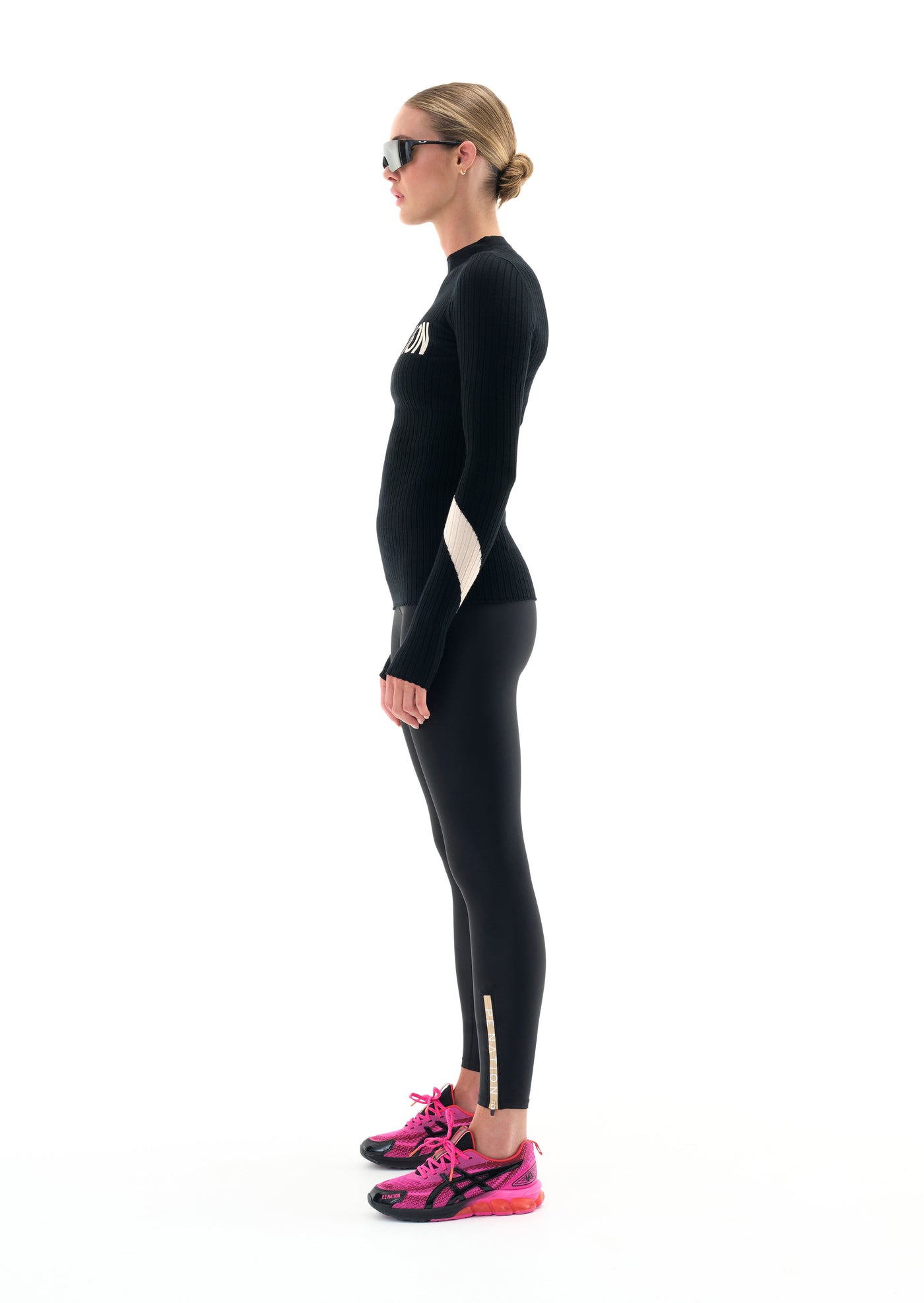 NORTH PEAK KNIT LS TOP IN BLACK
