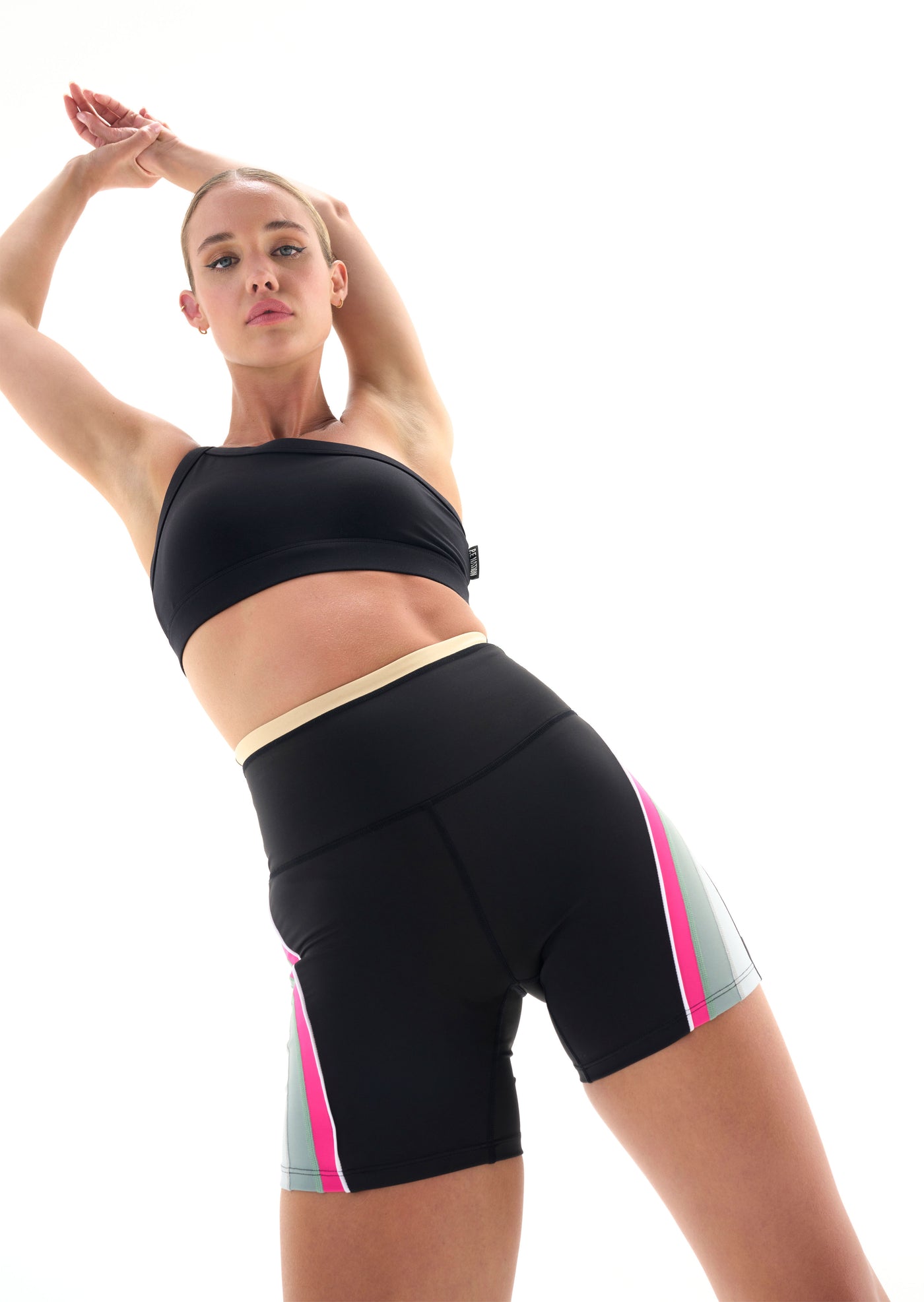 DIVISION ONE BIKE SHORT IN BLACK