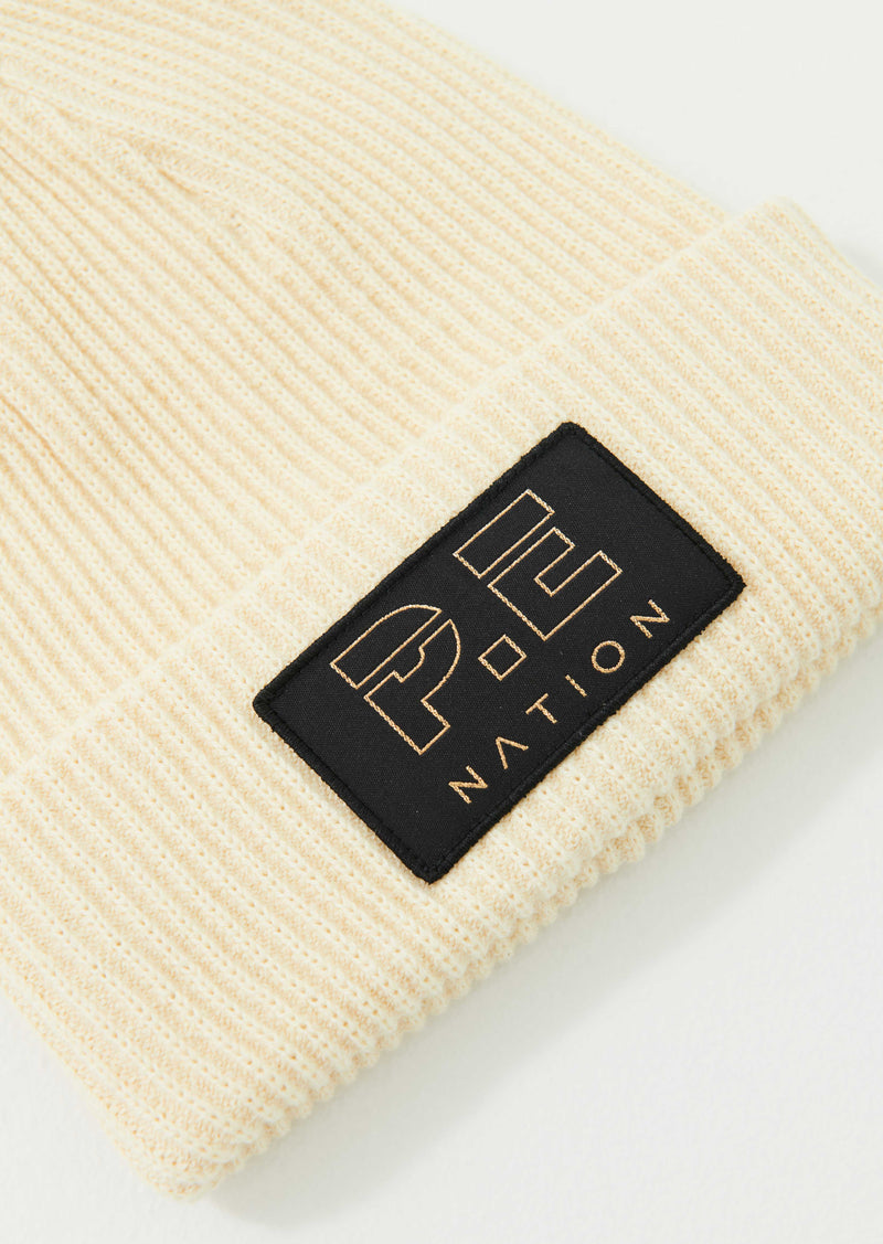 LAYBACK BEANIE IN WINTER WHITE