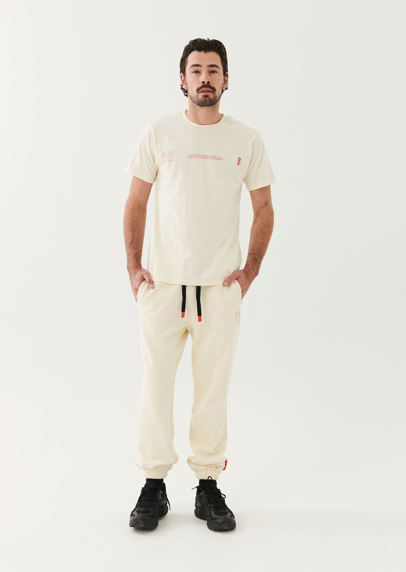 CUTBACK TRACKPANT IN WHITE