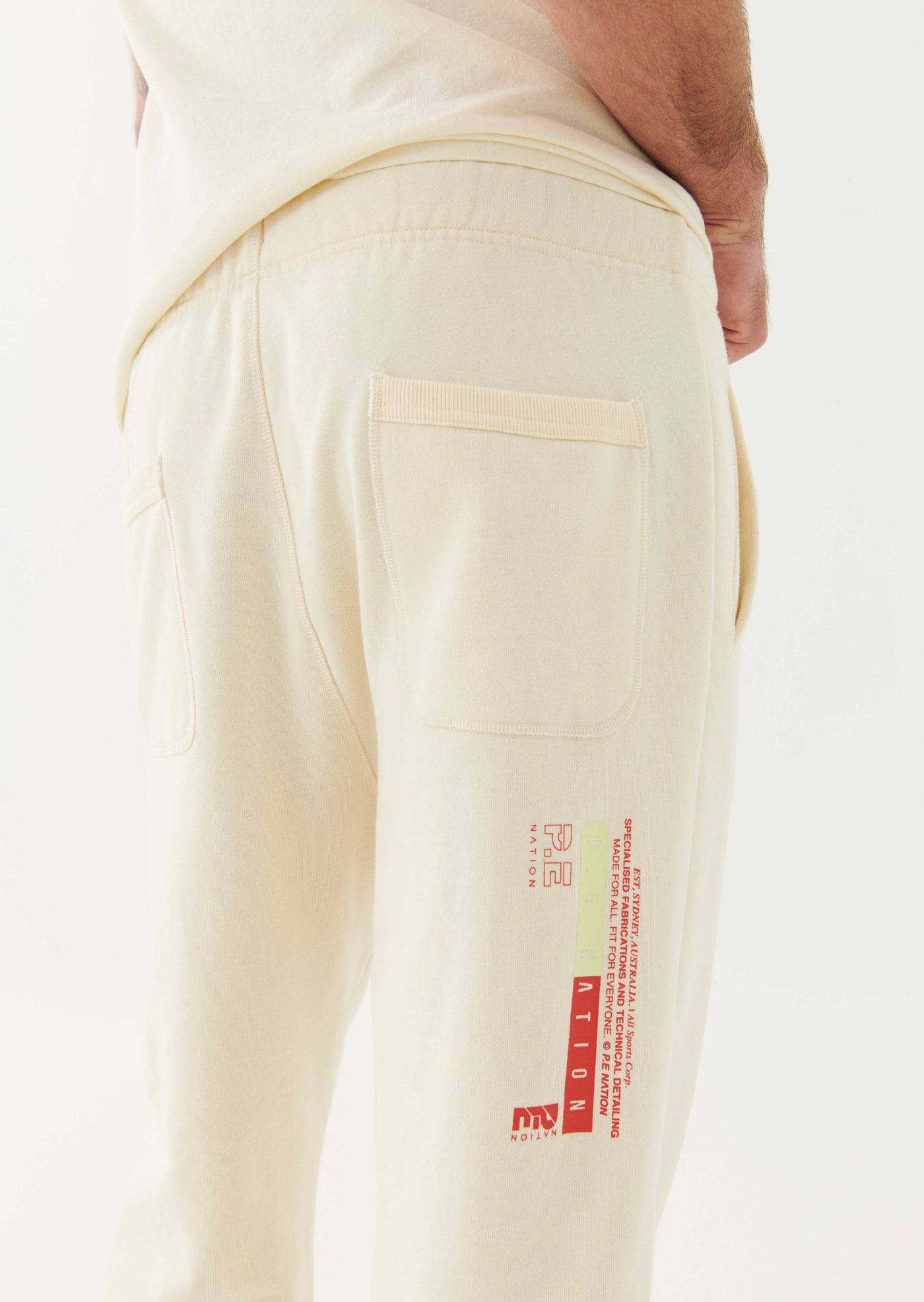 CUTBACK TRACKPANT IN WHITE