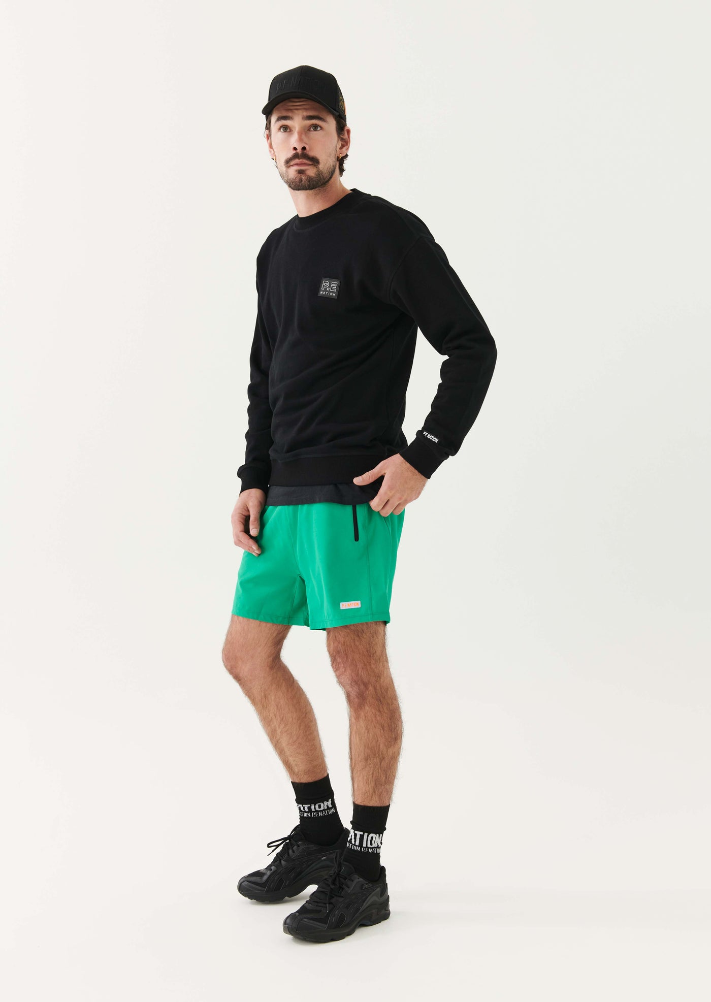 INTERVAL SHORT IN GREEN