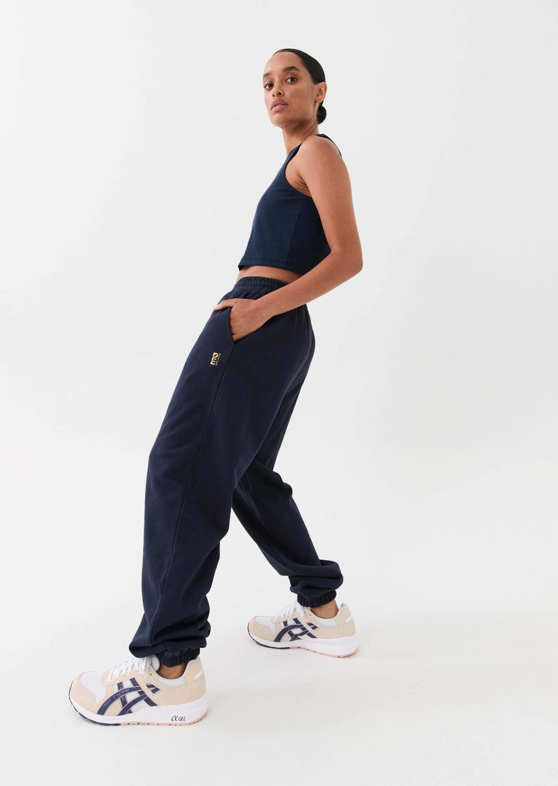 ALL AROUND TRACKPANT IN MIDNIGHT NAVY