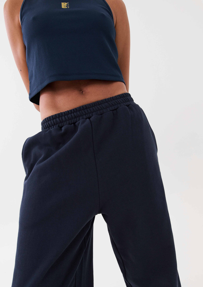 ALL AROUND TRACKPANT IN MIDNIGHT NAVY