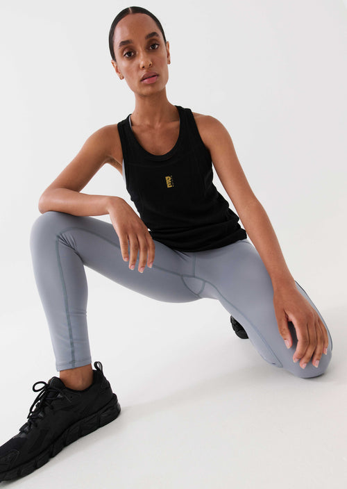 FULL COUNT TANK IN BLACK