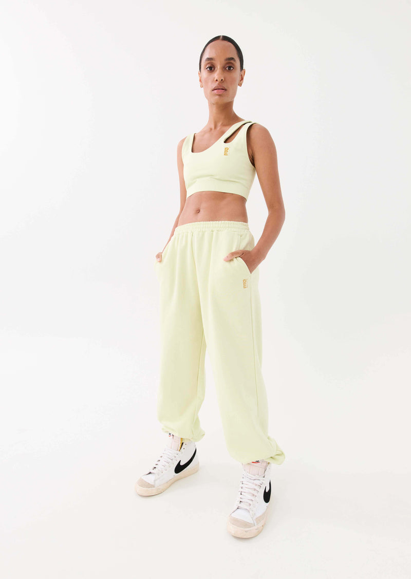 ALL AROUND TRACKPANT IN MAJESTIC LIME