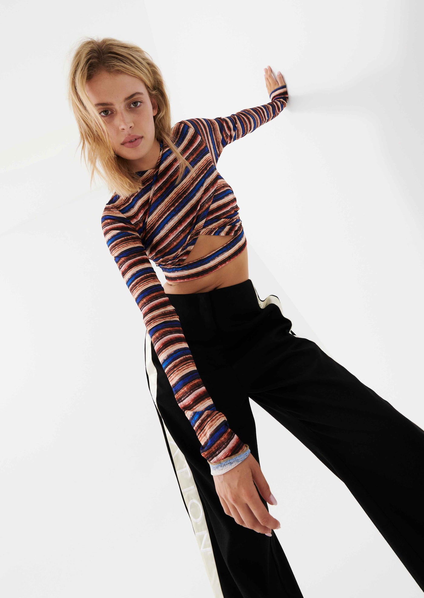 WAVELENGTH KNIT L/S TOP IN STRIPE PRINT