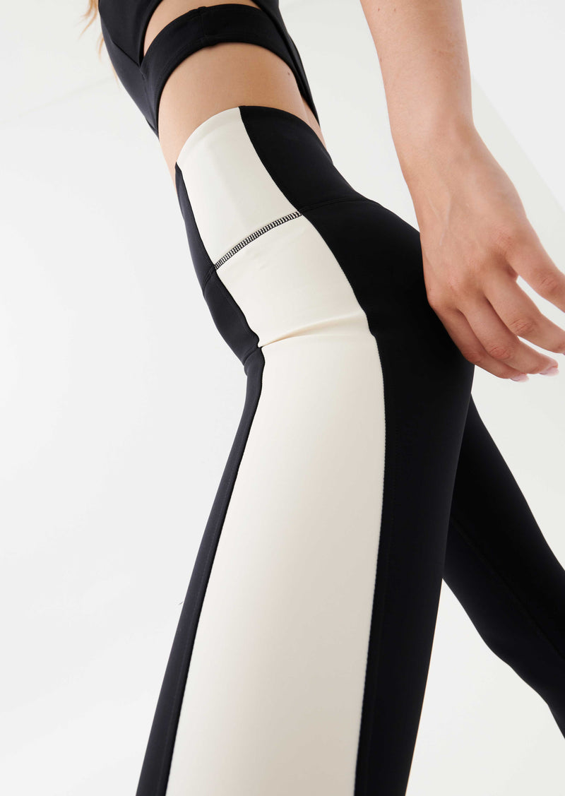 MID TOWN LEGGING IN BLACK