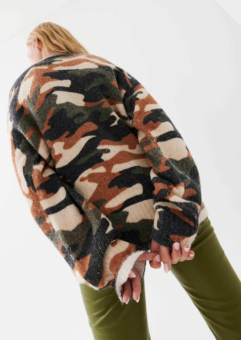 PRECINCT KNIT IN CAMO PRINT