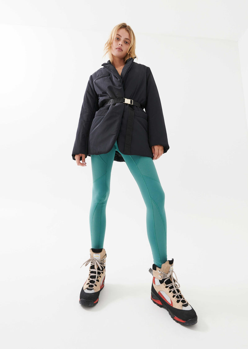BACK STOP JACKET IN BLACK