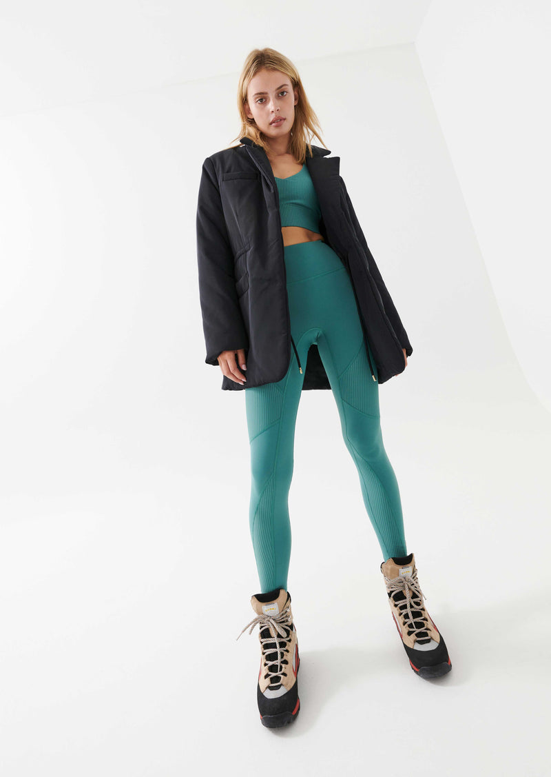 BACK STOP JACKET IN BLACK