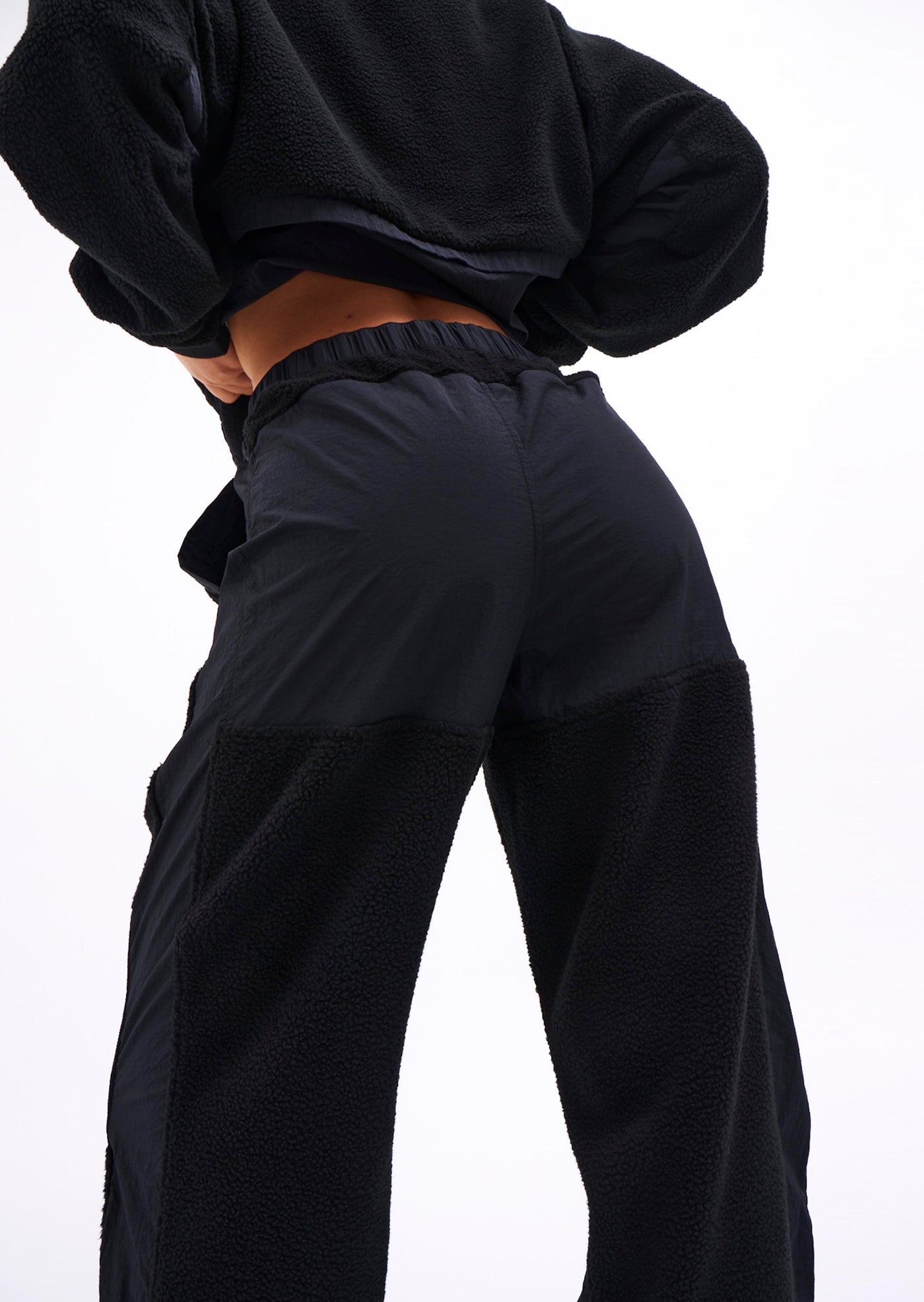 ALL ACES PANT IN BLACK