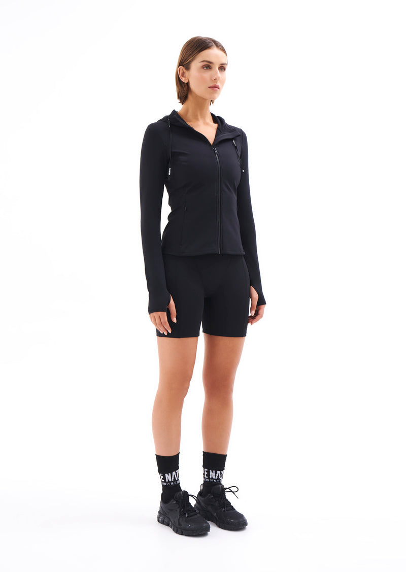AGILITY TEST JACKET IN BLACK
