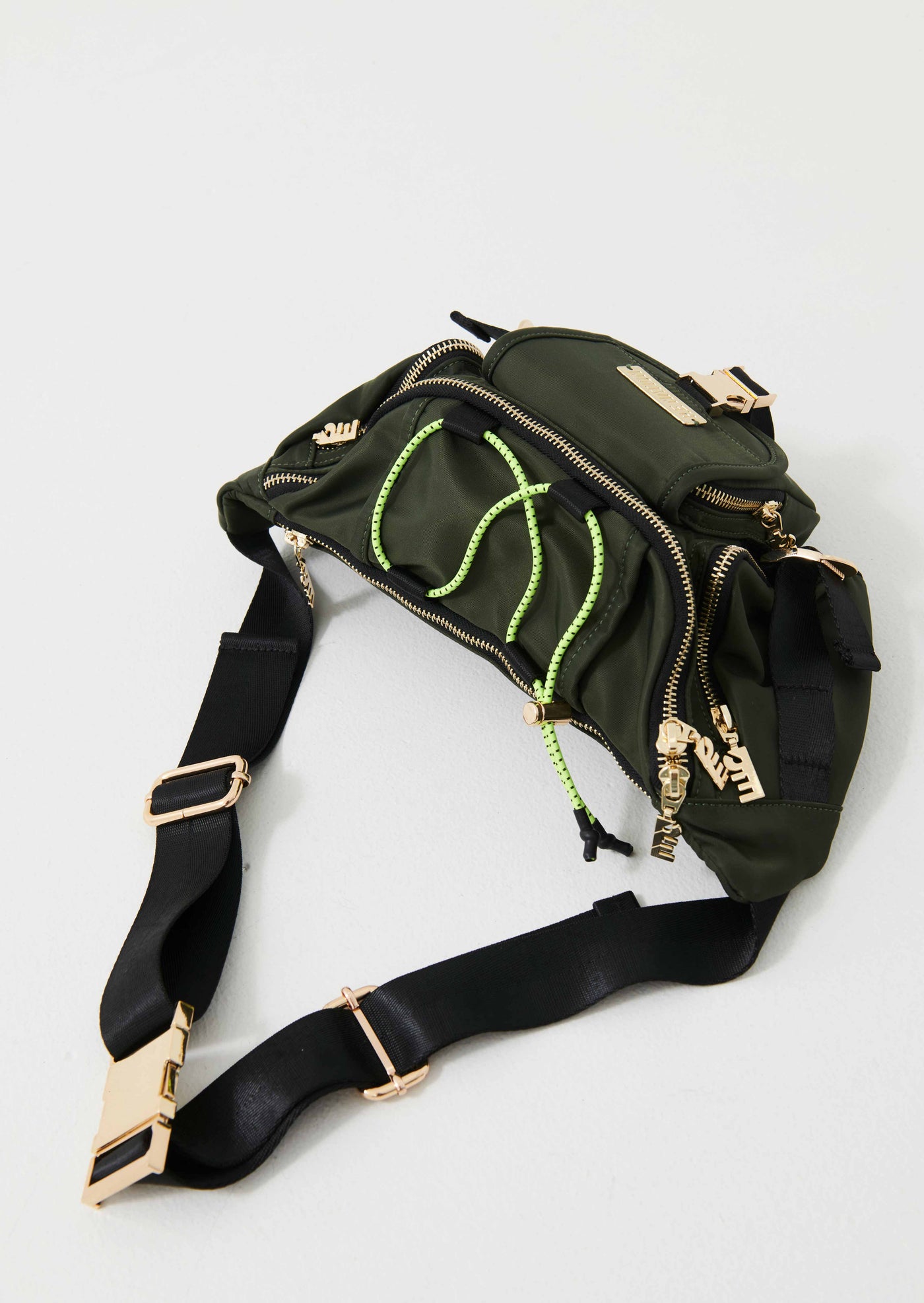 REFLECTION CROSS BODY BAG IN KOMBU GREEN