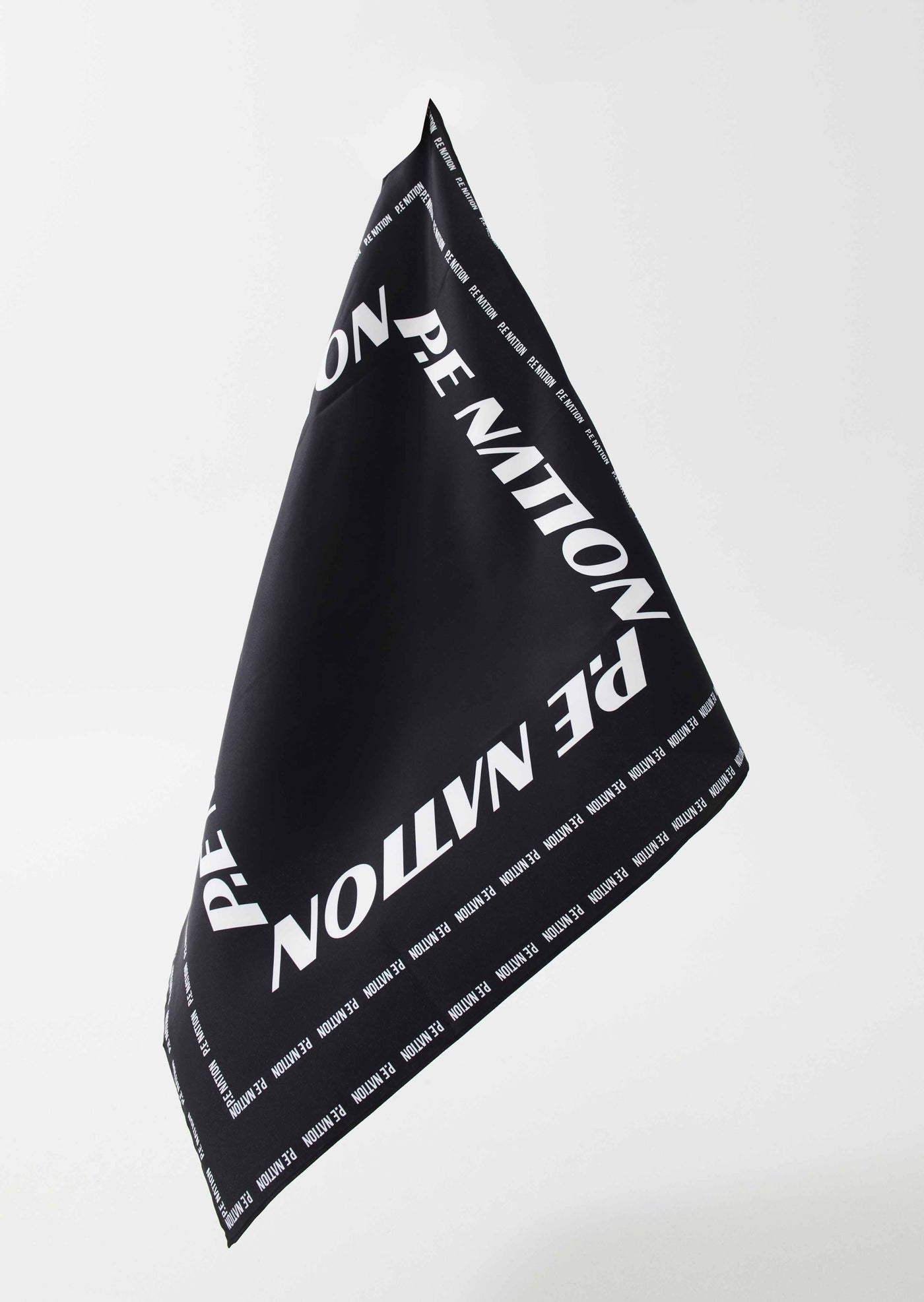 BRONTE SCARF IN MONOCHROME SCARF PRINT