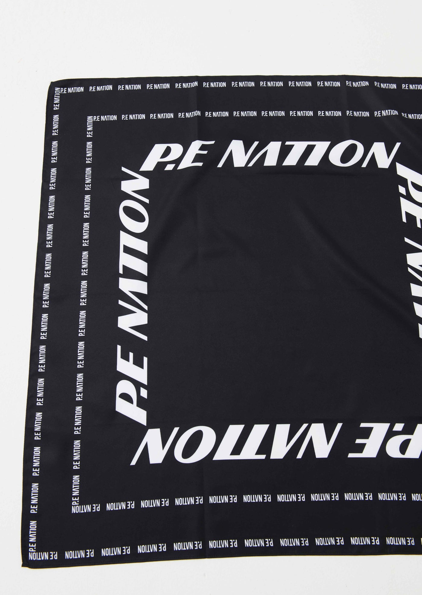 BRONTE SCARF IN MONOCHROME SCARF PRINT
