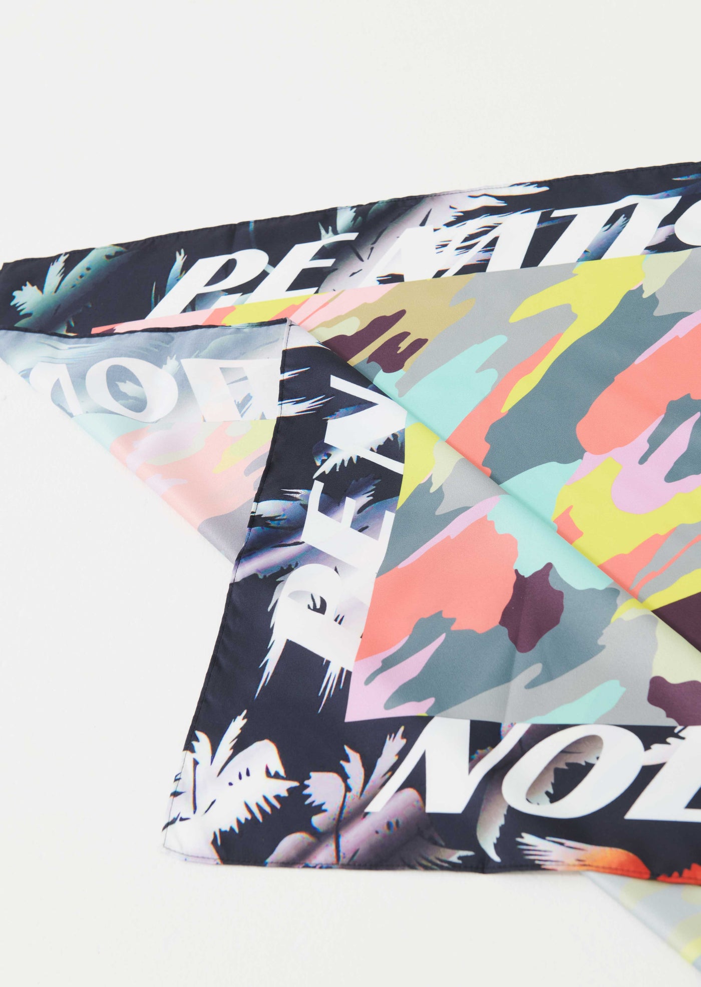 BRONTE SCARF IN CAMO PALM PRINT