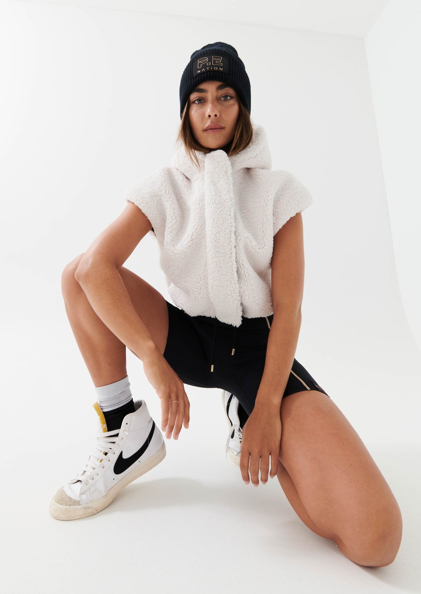 FREE RUN VEST IN WHITE