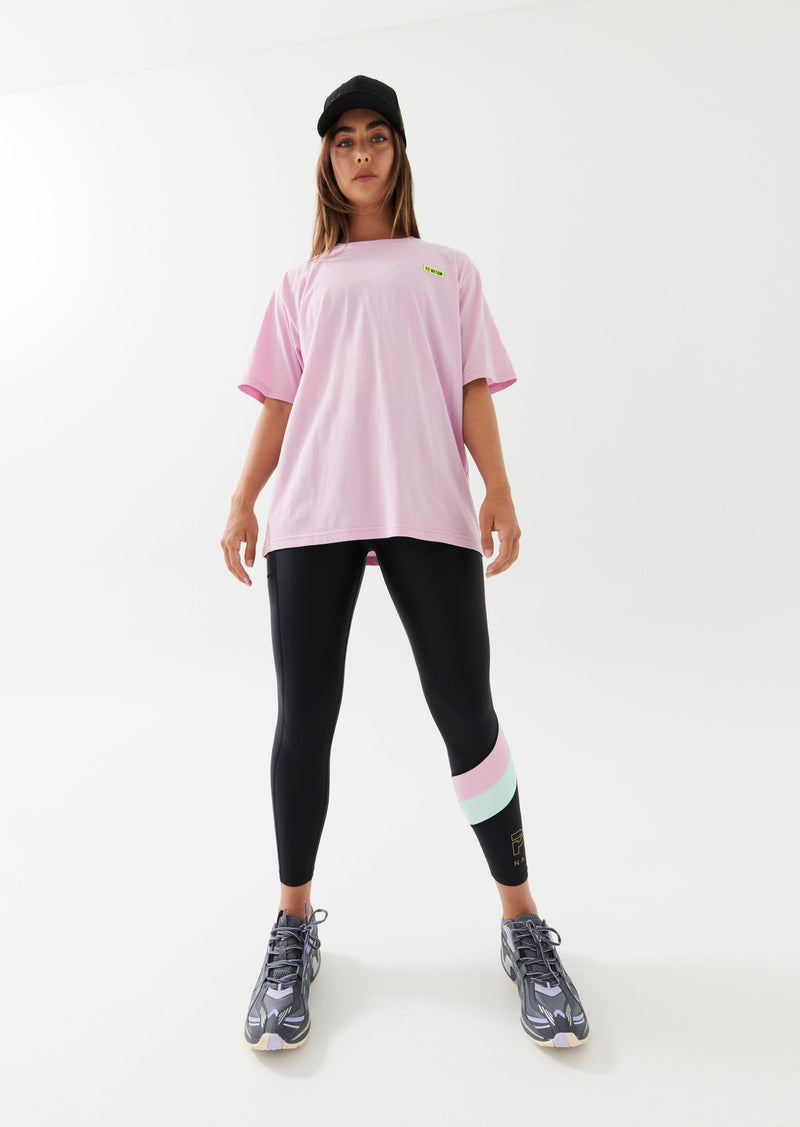 IN PLAY TEE IN PINK LAVENDER