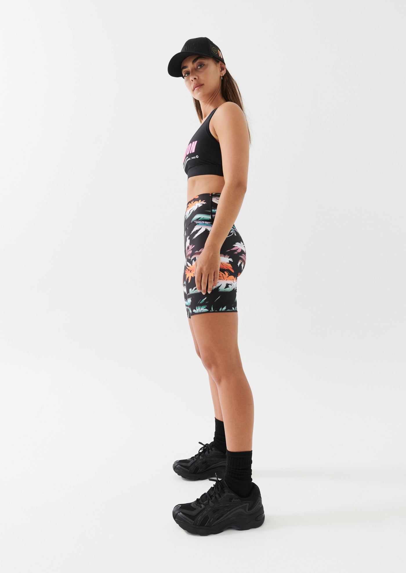 OASIS SHORT IN PALM TREE PRINT