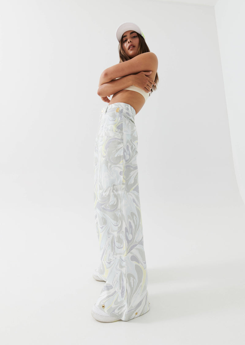 BACK FLIP PANTS IN MARBLE PRINT