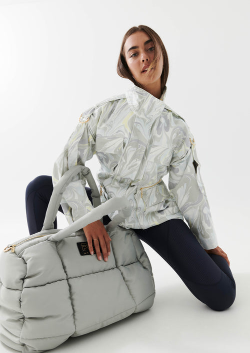 IMMERSIVE JACKET IN MARBLE PRINT