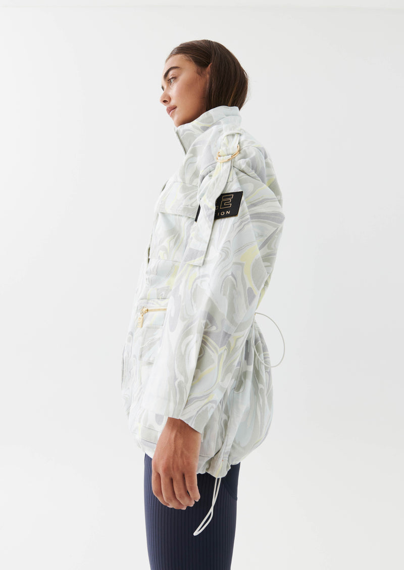 IMMERSIVE JACKET IN MARBLE PRINT
