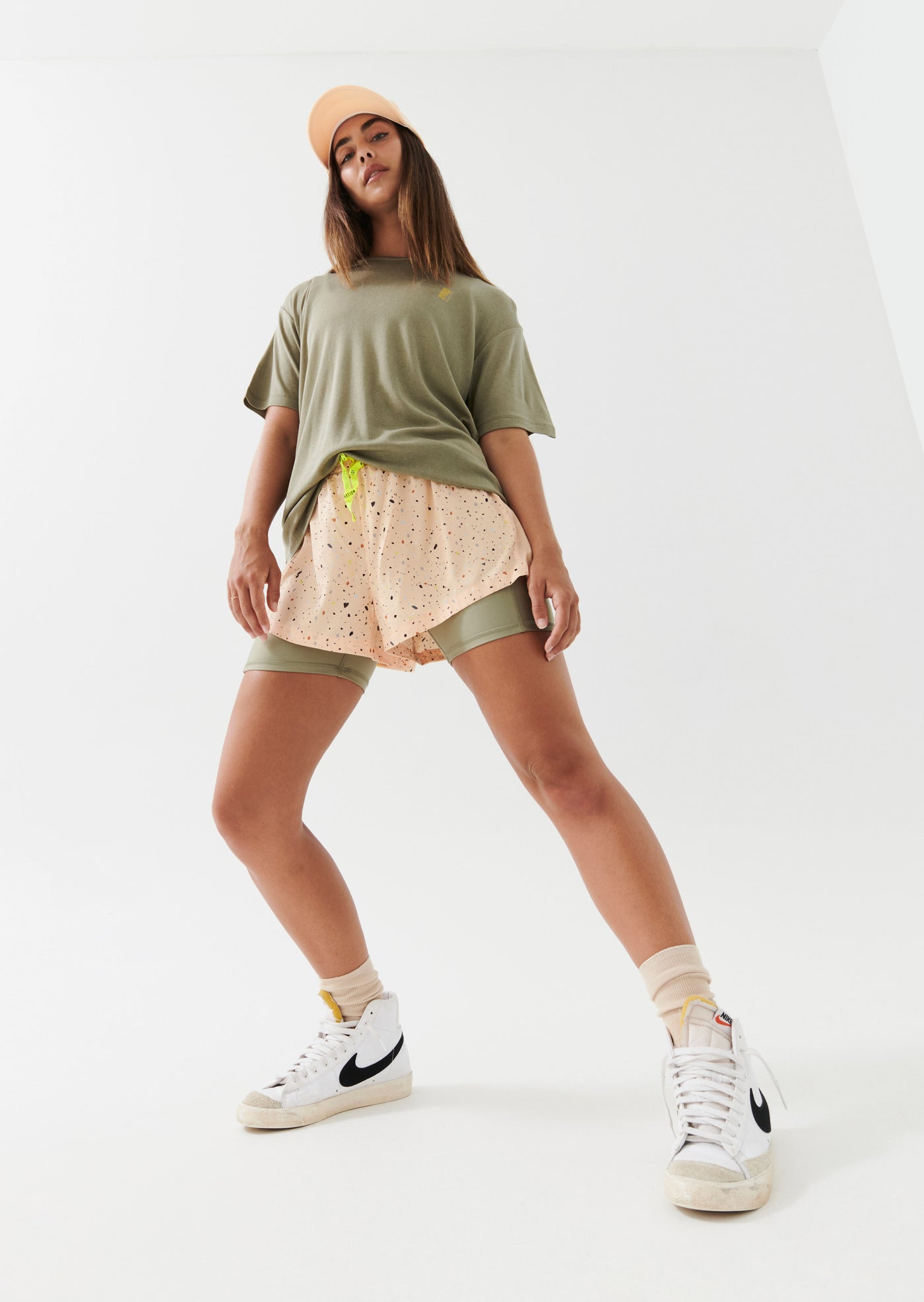 ALIGNMENT SHORT IN ROCK PRINT