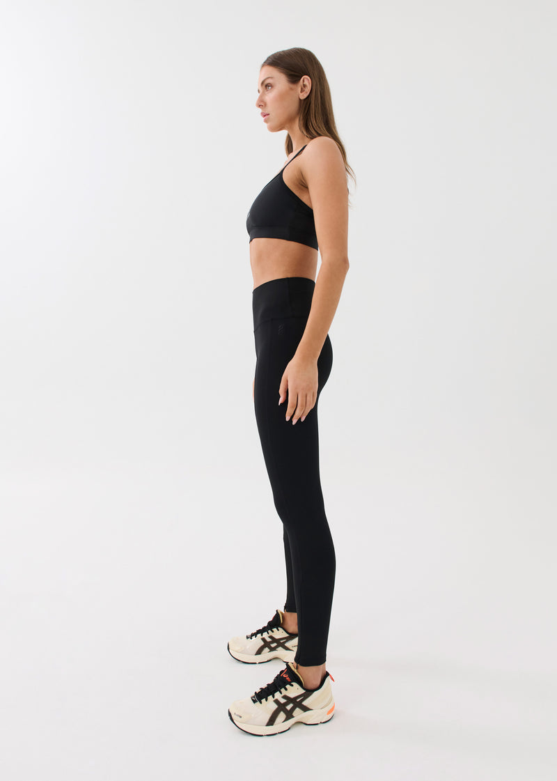 AMPLIFY LEGGING IN BLACK