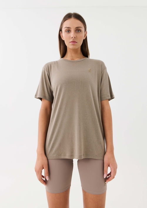 PRIMARY TEE IN SILVER MINK