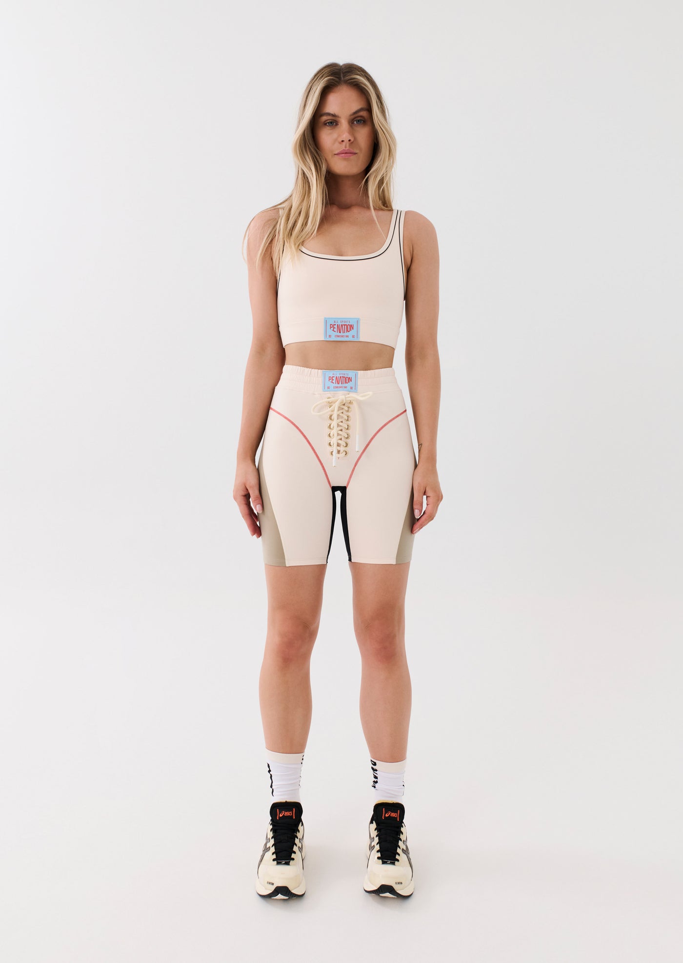 UNDEFEATED SPORTS BRA IN PEARLED IVORY