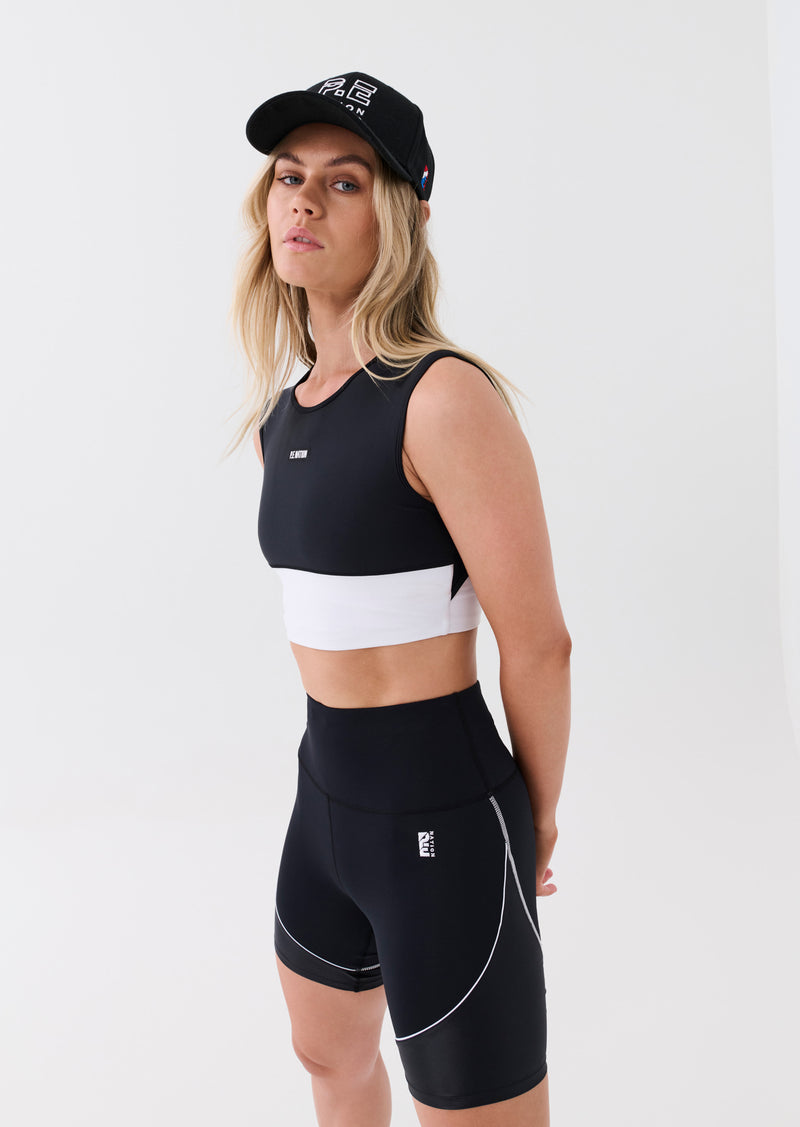 REFORMER TOP IN BLACK