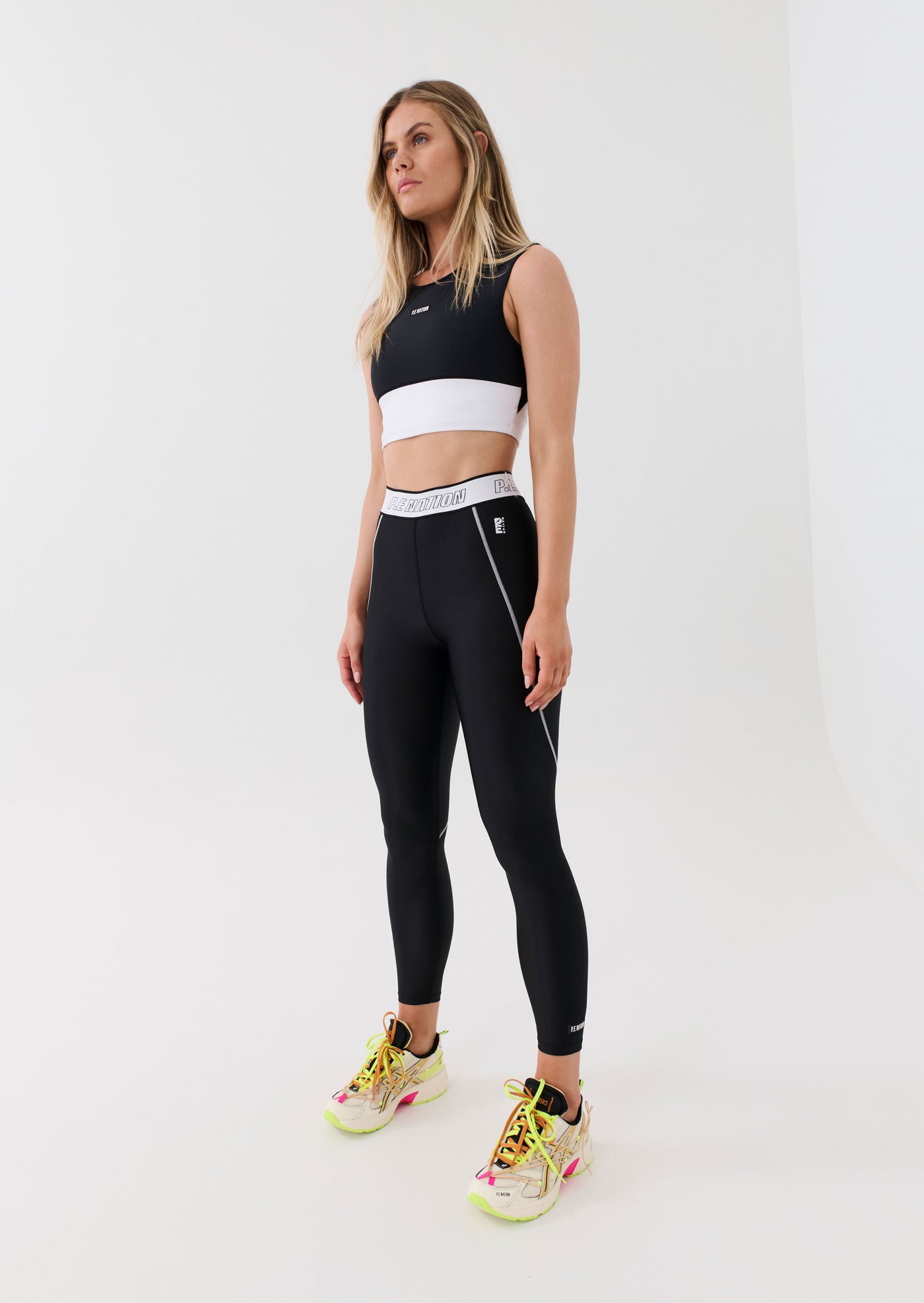 REFORMER LEGGING IN BLACK