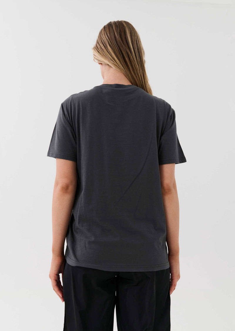 HEADS UP TEE IN DARK SHADOW